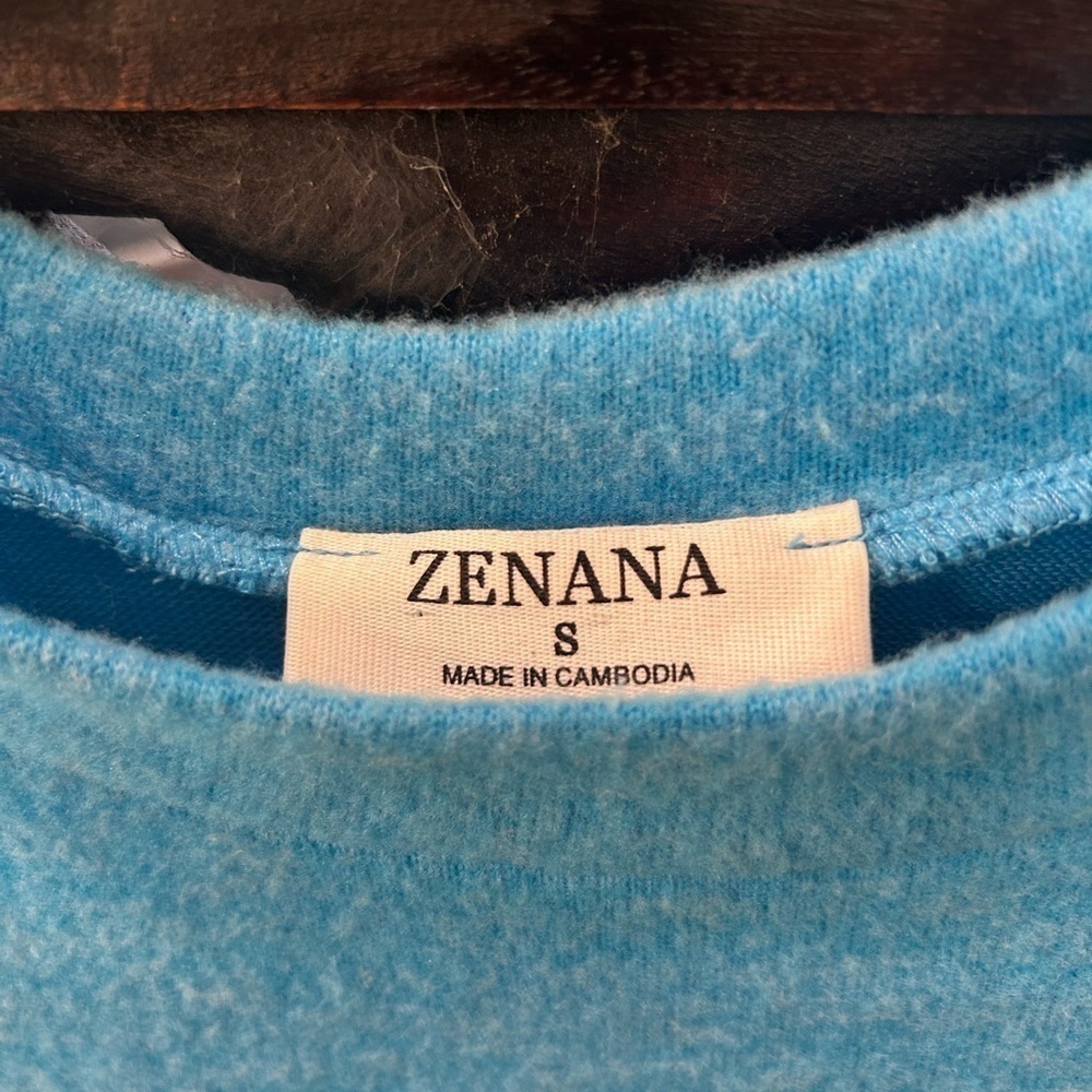 ZENENA blue sweater - Picture 9 of 9